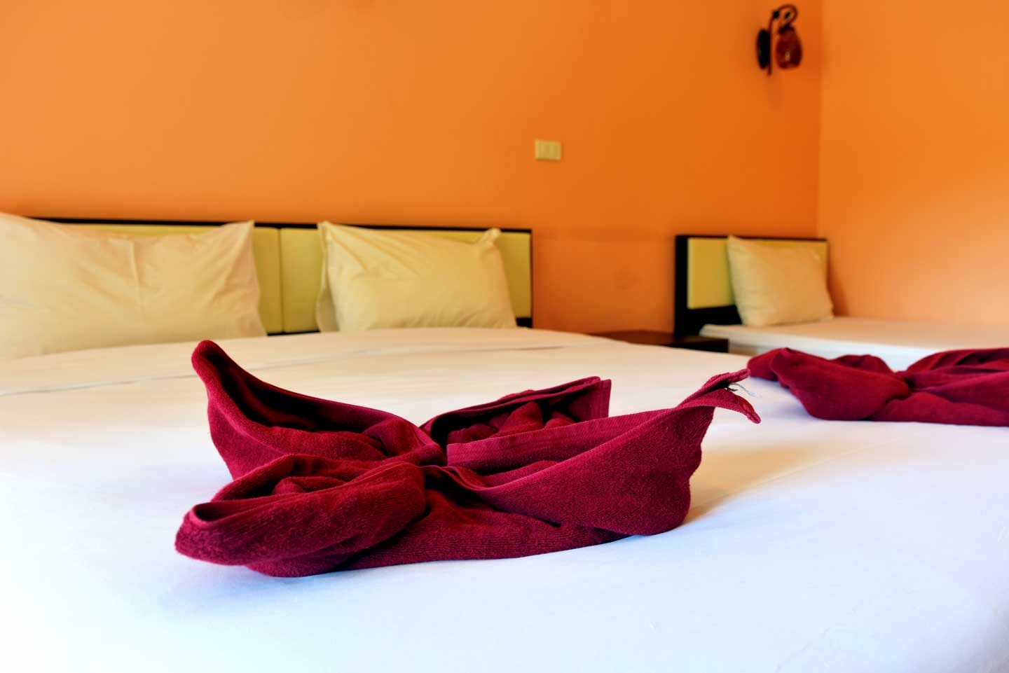 Beds at Ao Thong Beach