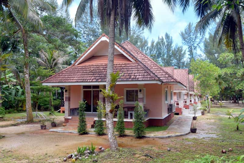 Family bungalow at Ao Thong Beach