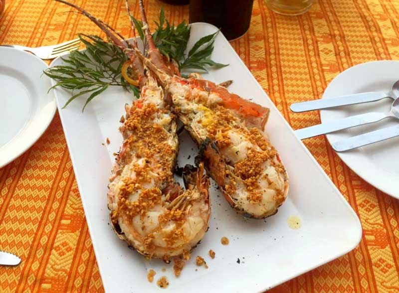 Fresh seafood at Ao Thong Beach